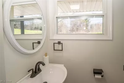 5343 Cleveland Avenue S, Canton, OH 44707 - Photo 27