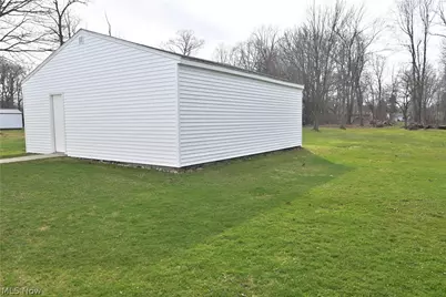 831 Mill Street, Conneaut, OH 44030 - Photo 27