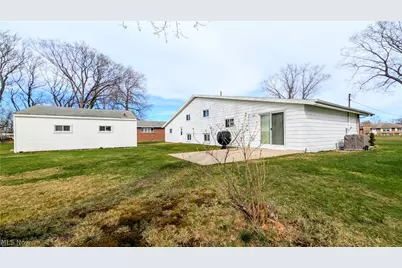 831 Mill Street, Conneaut, OH 44030 - Photo 23