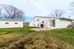 831 Mill St, Conneaut, OH 44030 - Photo 23