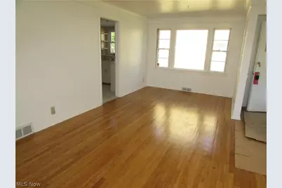 20732 Applegate Road, Maple Heights, OH 44137 - Photo 19