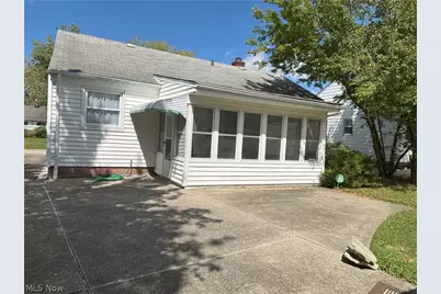 20732 Applegate Road, Maple Heights, OH 44137 - Photo 11