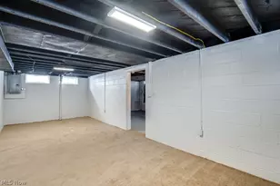 9809 Way Ave, Loveland, OH 44105 - Photo 21