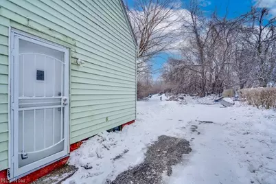 9809 Way Avenue, Loveland, OH 44105 - Photo 27