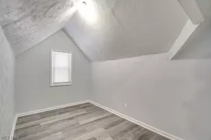 9809 Way Ave, Loveland, OH 44105 - Photo 17