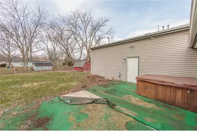 12286 Eaton Boulevard, Grafton, OH 44044 - Photo 7