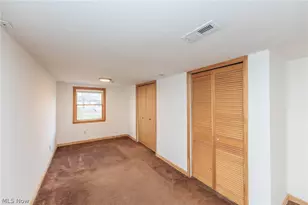 12286 Eaton Blvd, Grafton, OH 44044 - Photo 9