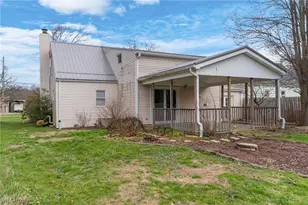 3267 Bell Wick Rd, Hubbard, OH 44425 - Photo 3