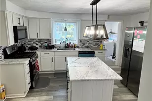 5696 Columbia Dr, Huber Heights, OH 44146 - Photo 5