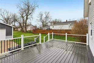 2230 Cooledge Ave, Akron, OH 44305 - Photo 33