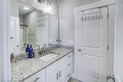 2848 Galway Drive, Brunswick Hills, OH 44212 - Photo 25