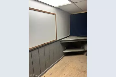 2394 Janice Drive, Worthington, OH 44470 - Photo 39