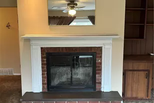 2394 Janice Dr, Worthington, OH 44470 - Photo 11