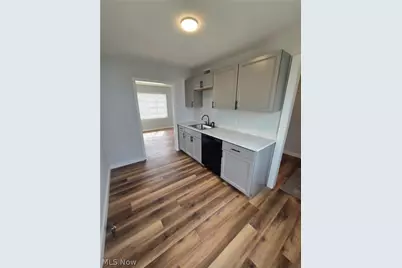 12408 Matherson Avenue, Loveland, OH 44135 - Photo 5