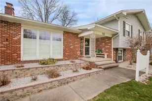 850 Robinson Ave, Barberton, OH 44203 - Photo 3