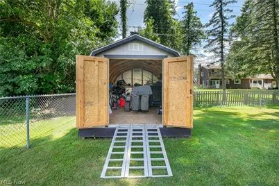 850 Robinson Avenue, Barberton, OH 44203 - Photo 31