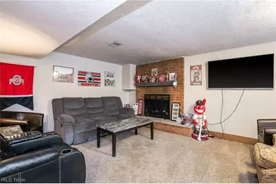 850 Robinson Avenue, Barberton, OH 44203 - Photo 17