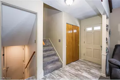 850 Robinson Avenue, Barberton, OH 44203 - Photo 11