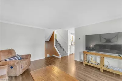 6048 Rosebelle Avenue, North Ridgeville, OH 44039 - Photo 5