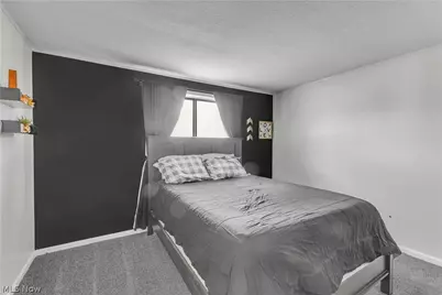 6048 Rosebelle Avenue, North Ridgeville, OH 44039 - Photo 11