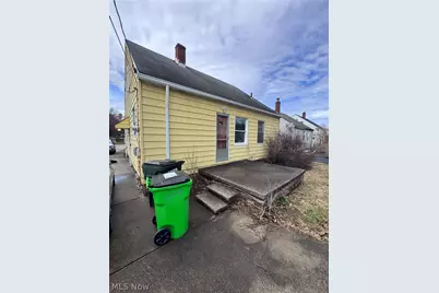 3775 Warrensville Center Road, Warrensville Heights, OH 44122 - Photo 3