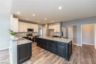 3330 Stillwater Dr, Medina, OH 44256 - Photo 5