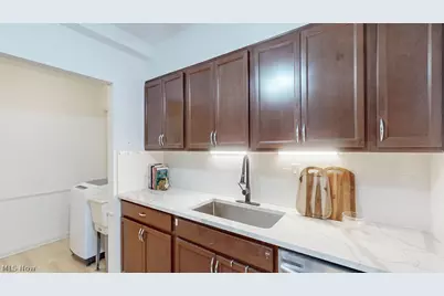 13800 Fairhill Road #203, Huber Heights, OH 44120 - Photo 9