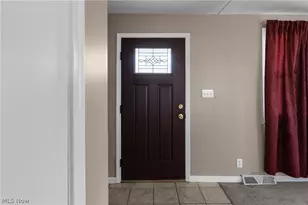 61060 Webb Heights Rd, Shadyside, OH 43947 - Photo 5