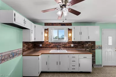 61060 Webb Heights Road, Shadyside, OH 43947 - Photo 11