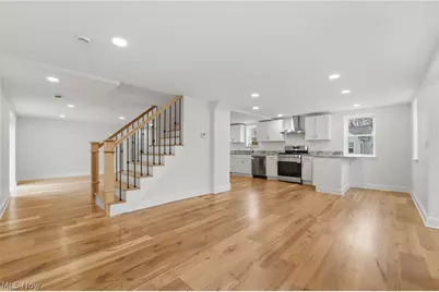 13829 Carlton Street, Burton, OH 44021 - Photo 11