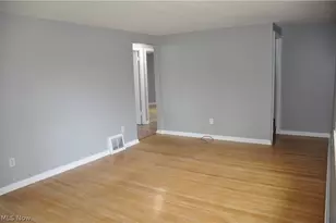 539 Royer Ave NW, North Canton, OH 44720 - Photo 9