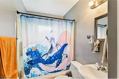 870 E Archwood Avenue, Akron, OH 44306 - Photo 17