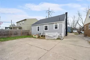 2967 Cleveland Blvd, Lorain, OH 44052 - Photo 25