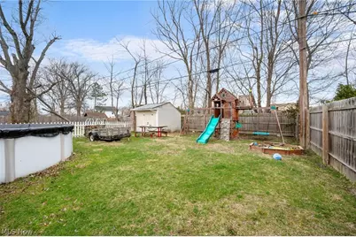 2967 Cleveland Boulevard, Lorain, OH 44052 - Photo 29
