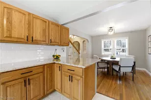 39119 Johnnycake Ridge Rd, Willoughby, OH 44094 - Photo 11