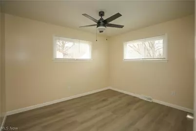 726 Artesian Avenue, Newton Falls, OH 44444 - Photo 15