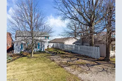 3708 Edgewater Drive, Vermilion, OH 44089 - Photo 3