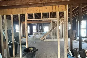 2912 W Erie Ave, Lorain, OH 44053 - Photo 5