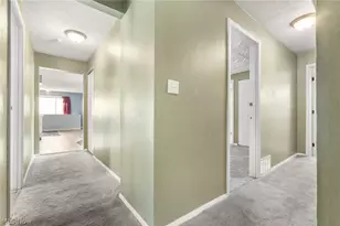405 Baldwin Rd, Akron, OH 44312 - Photo 13