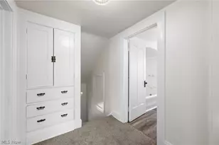 2010 E 226th St, Euclid, OH 44117 - Photo 15