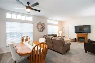 1127 Lake Meadow Ln, Brunswick, OH 44212 - Photo 9