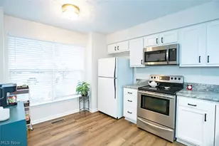 1127 Lake Meadow Ln, Brunswick, OH 44212 - Photo 3