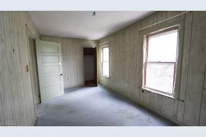 148 Oak Street, Elyria, OH 44035 - Photo 27