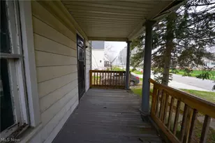 148 Oak St, Elyria, OH 44035 - Photo 7