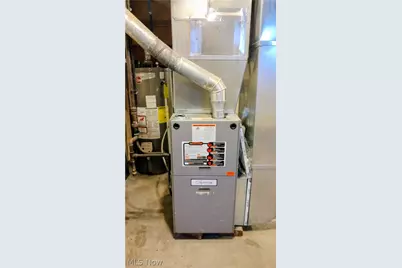 1867 Triplett Boulevard, Akron, OH 44312 - Photo 21