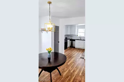 1867 Triplett Boulevard, Akron, OH 44312 - Photo 9