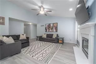 4518 Santina Way, Lorain, OH 44053 - Photo 7