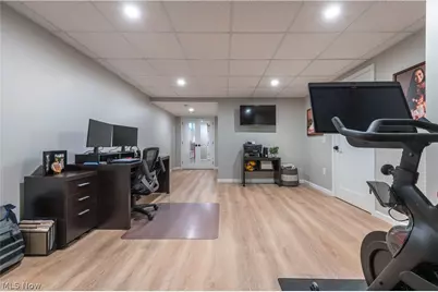 4518 Santina Way, Lorain, OH 44053 - Photo 33