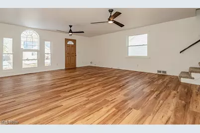 504 7th Street, Fairport Harbor, OH 44077 - Photo 7