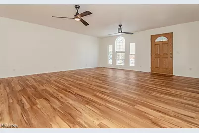 504 7th Street, Fairport Harbor, OH 44077 - Photo 5